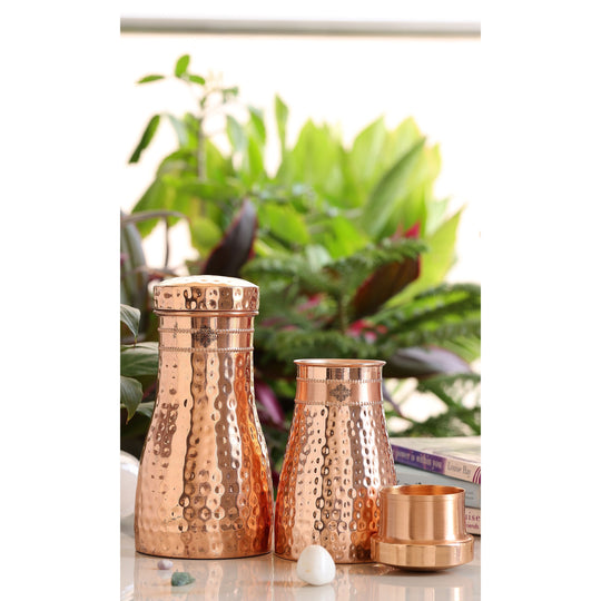 Hammered Shine Copper Bedroom Carafe with Inbuilt Tumbler, 20oz/32oz