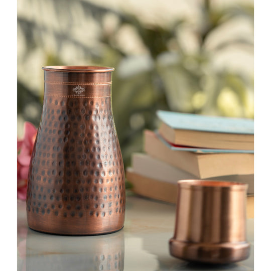 Hammered Shine Copper Bedroom Carafe with Inbuilt Tumbler, 20oz/32oz