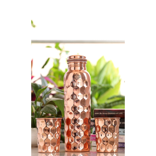 Indian Art Villa Pure Copper Drinkware Gift Set of Diamond Hammered Design 1 Bottle & 2 Glass With Royal Blue Gift Box, Bithday & Parties, Bottle & Glass